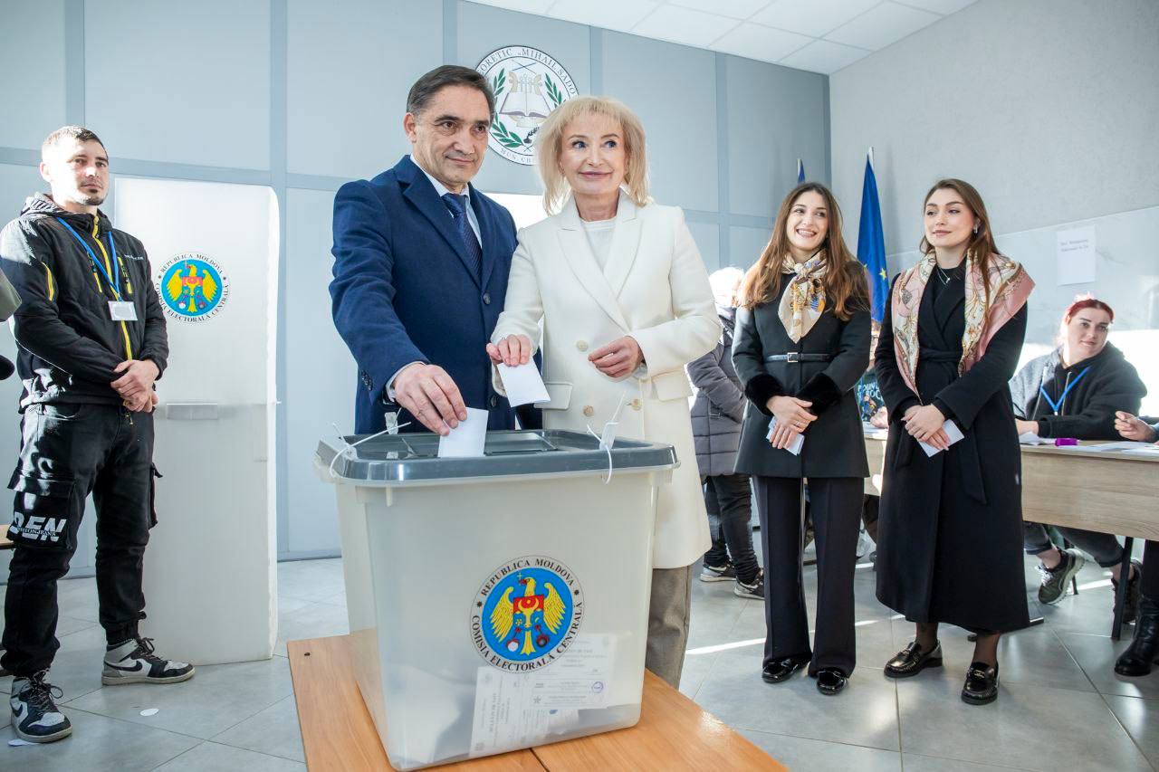 Соперник прозападного президента Молдовы на выборах заявил, что выступает за "хорошие отношения и с Востоком, и с Западом"