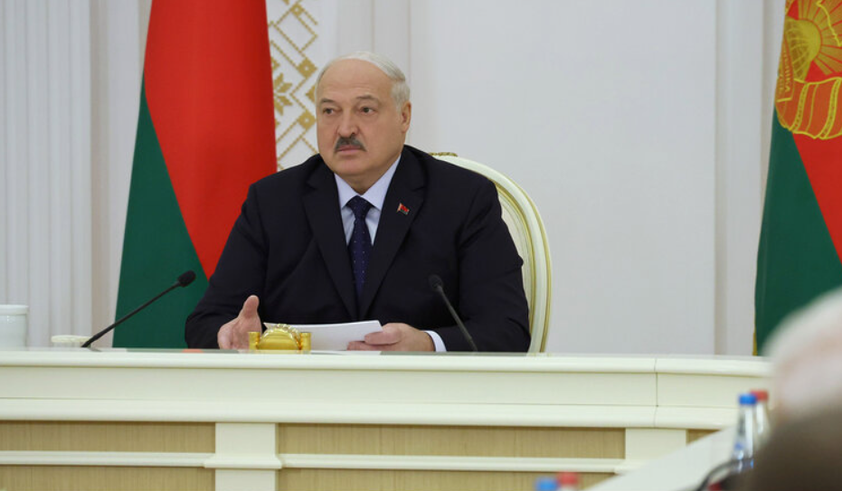 Лукашенко помиловал еще 29 политзаключенных