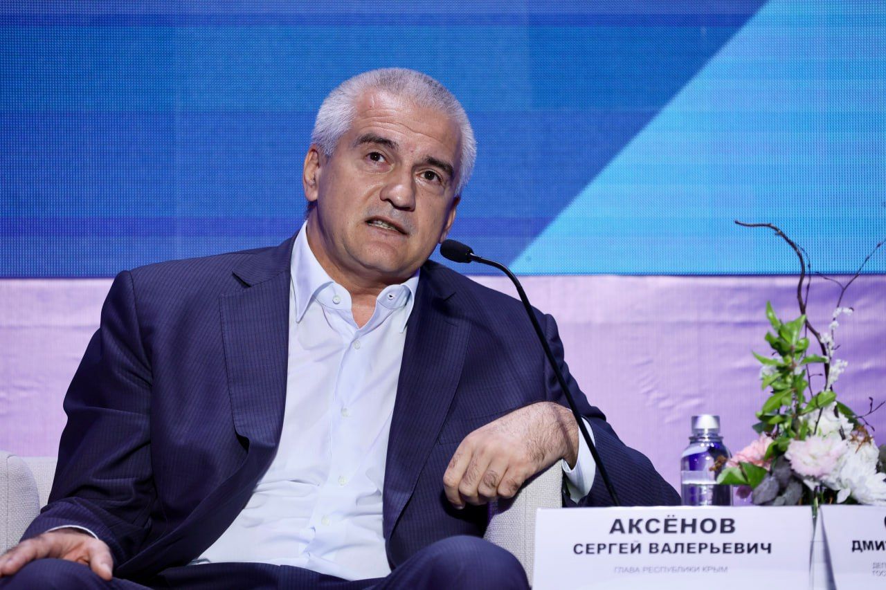 В Крыму введен режим ЧС регионального характера из-за разлива мазута