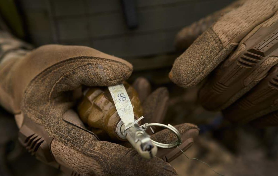 Парламент Украины поддержал продление срока, в течение которого оставившие части военные смогут вернуться без наказания