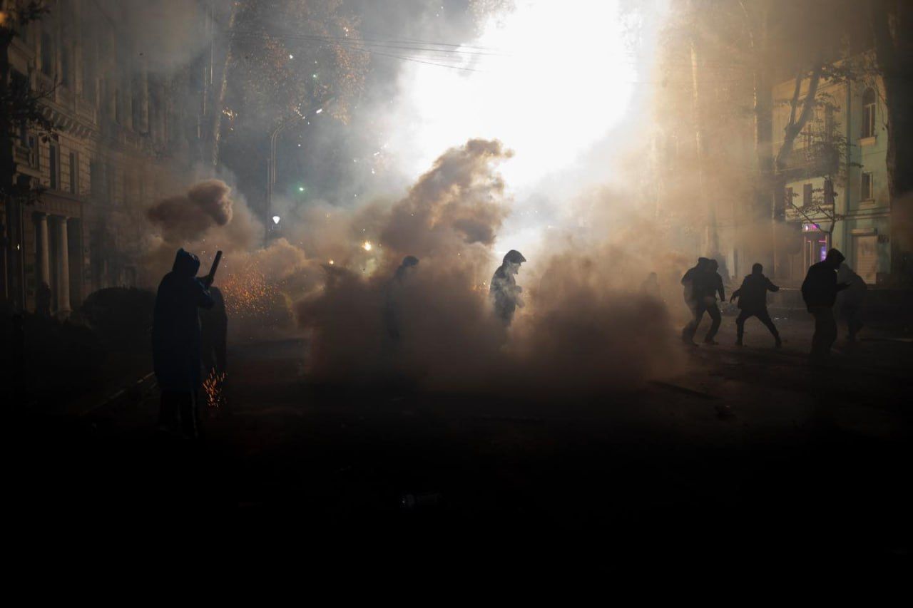 Грузинская оппозиция хочет, чтобы акции протеста в Тбилиси переросли во всеобщую забастовку