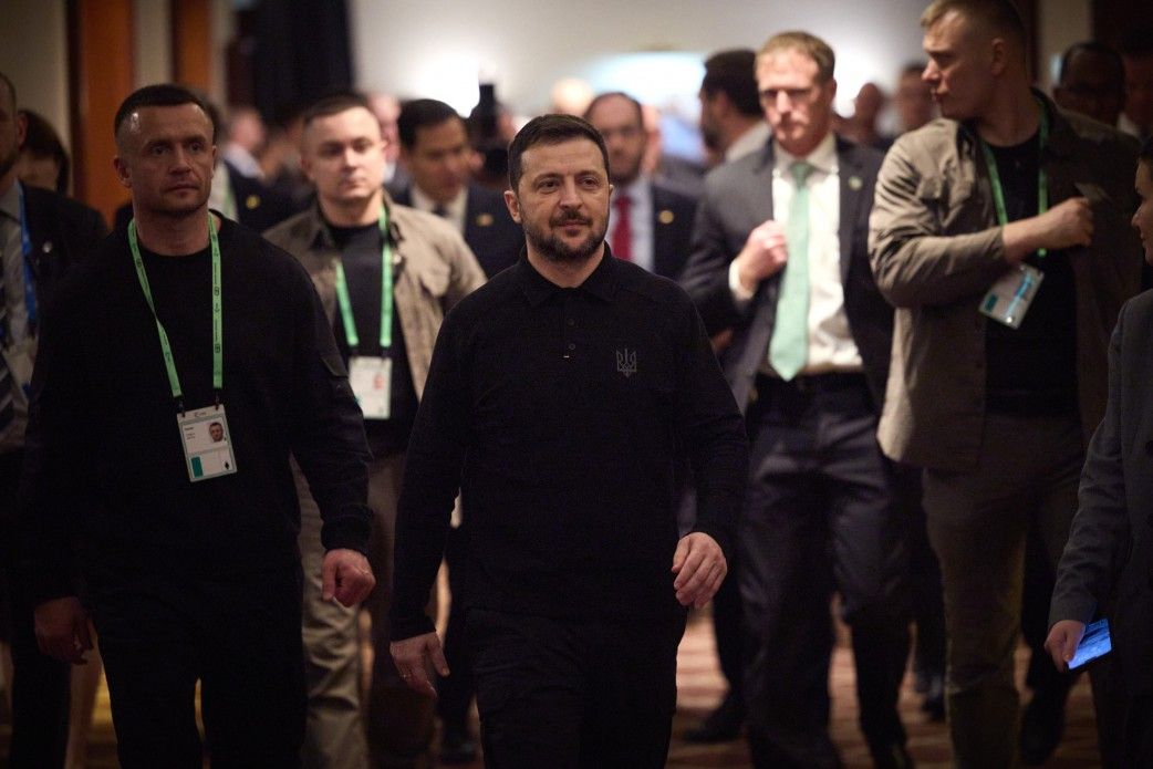 Зеленский заявил, что Украина открыта ко всем форматам переговоров для прекращения огня