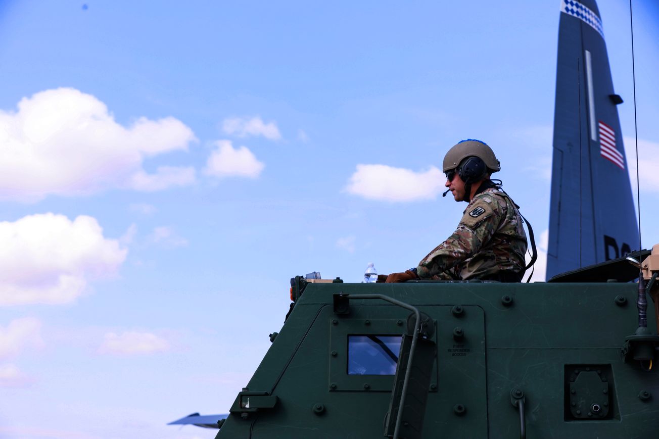 США возобновляют поставки вооружений Украине