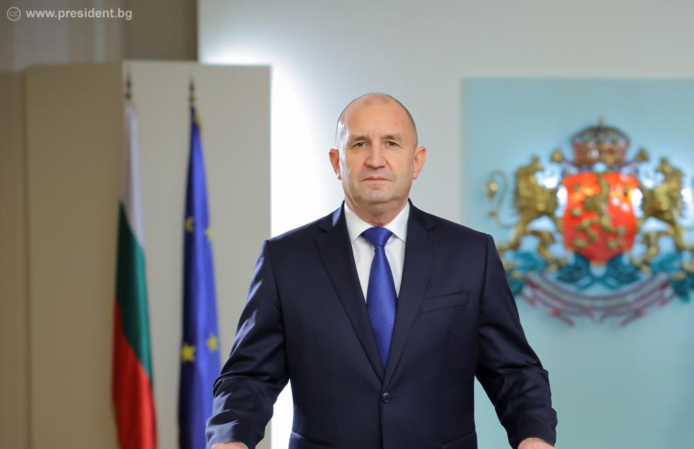 Президент Болгарии заявил об уходе в отставку